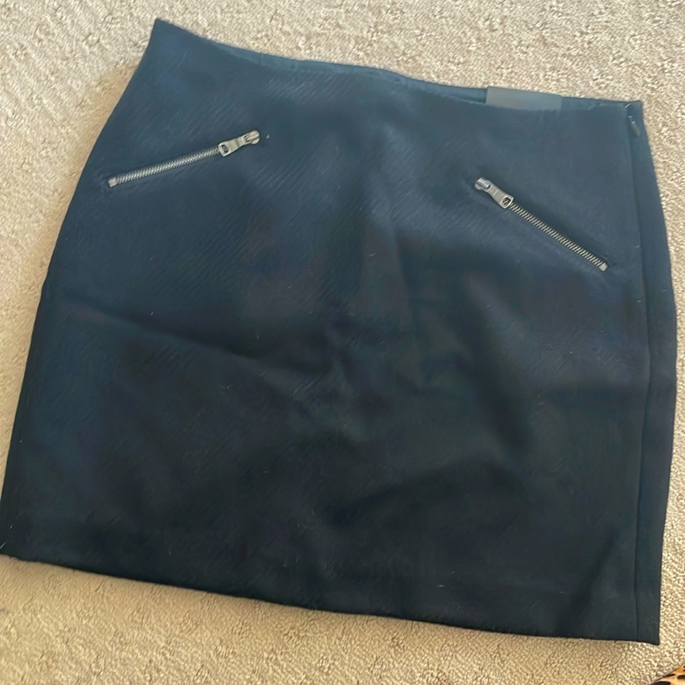 NWT Banana Republic Wool Lined Mini Skirt- Black